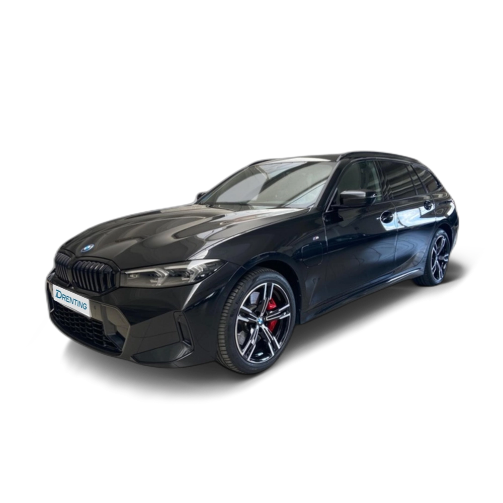 Renting BMW Serie 3 330e xDrive Touring 215 kW (292 CV) 2 2