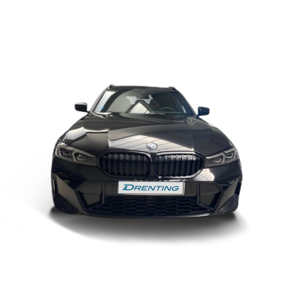 Renting BMW Serie 3 330e xDrive Touring 215 kW (292 CV) 2 2
