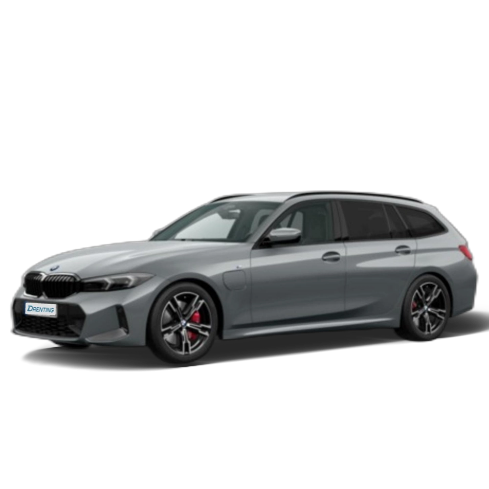 Renting BMW Serie 3 330e xDrive Touring 215 kW (292 CV) 3 1
