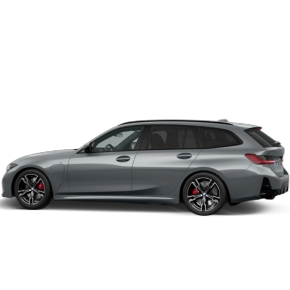 Renting BMW Serie 3 330e xDrive Touring 215 kW (292 CV) 3 1