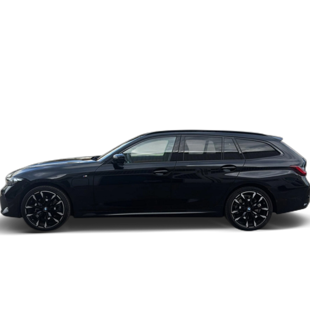 Renting BMW Serie 3 330e xDrive Touring 215 kW (292 CV) 3 2
