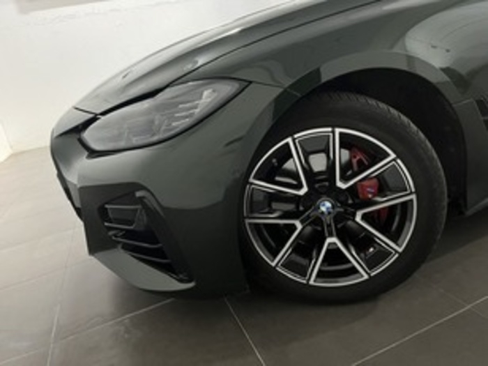 Renting BMW Serie 4 420d Gran Coupe 140 kW (190 CV) 7