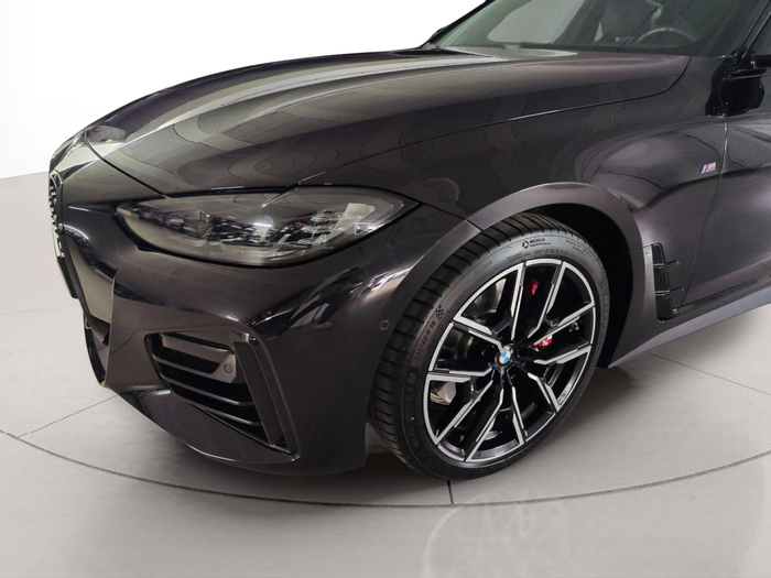Renting BMW Serie 4 420d Gran Coupe 140 kW (190 CV) 7 4
