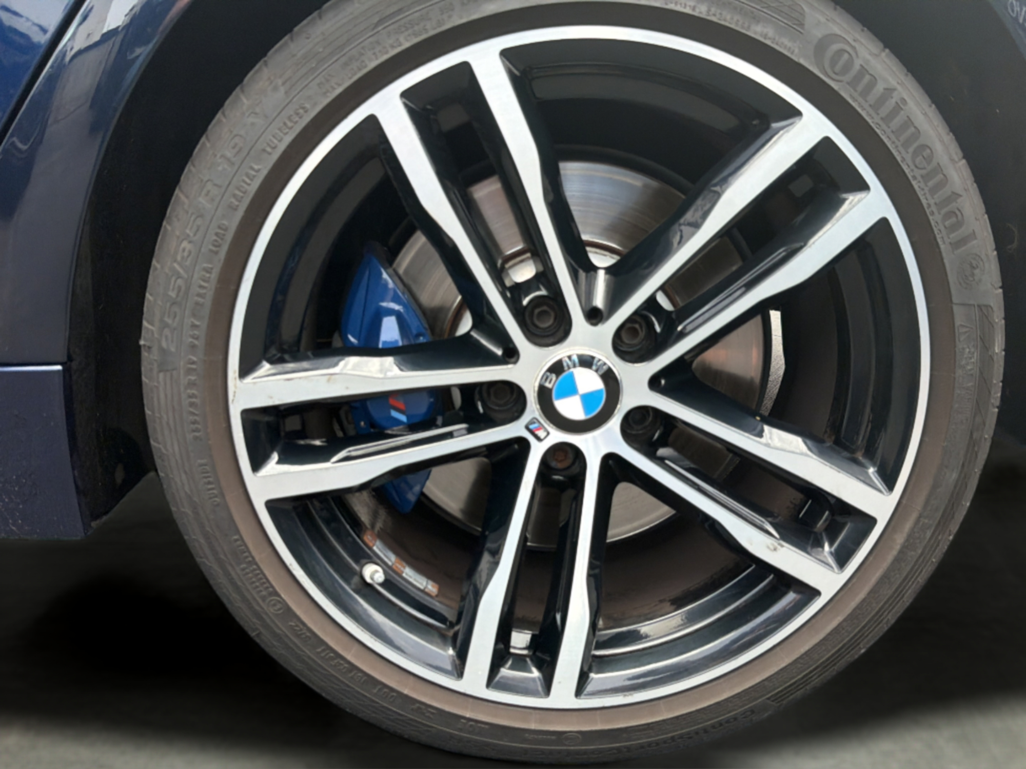 Renting BMW Serie 4 420i Gran Coupe 135 kW (184 CV) 5