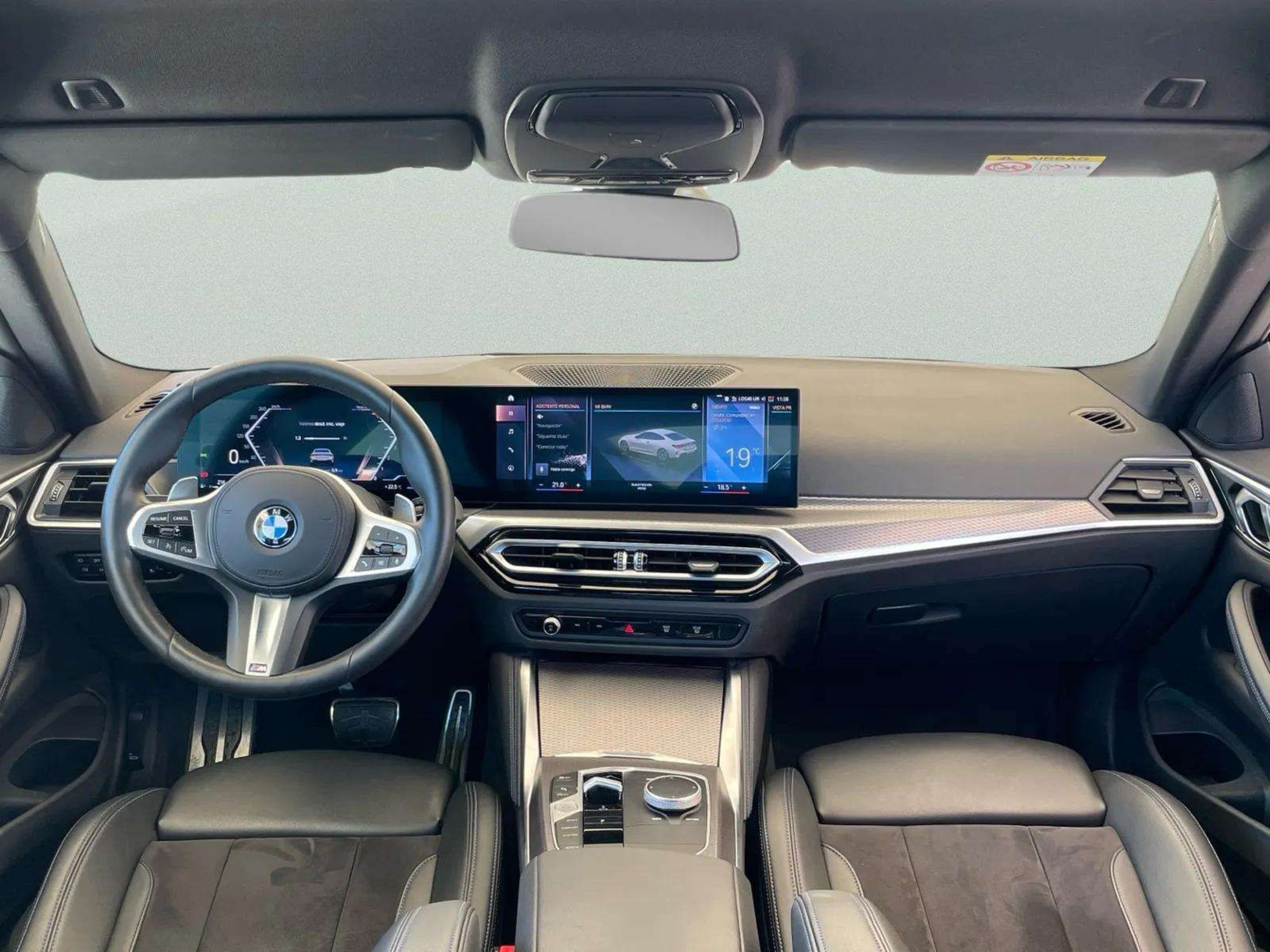 Renting BMW Serie 4 430i Coupe 190 kW (258 CV) 1