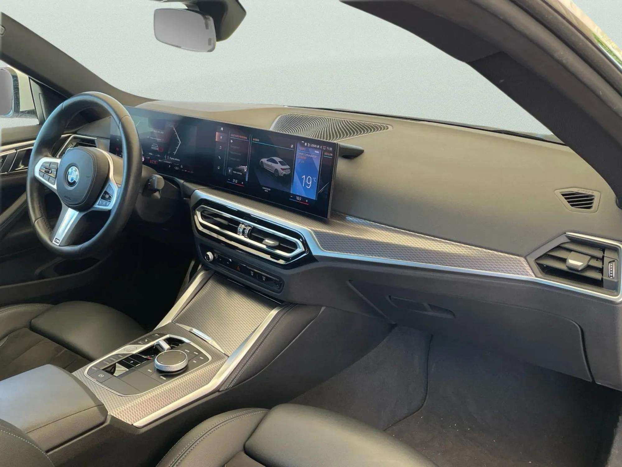 Renting BMW Serie 4 430i Coupe 190 kW (258 CV) 1