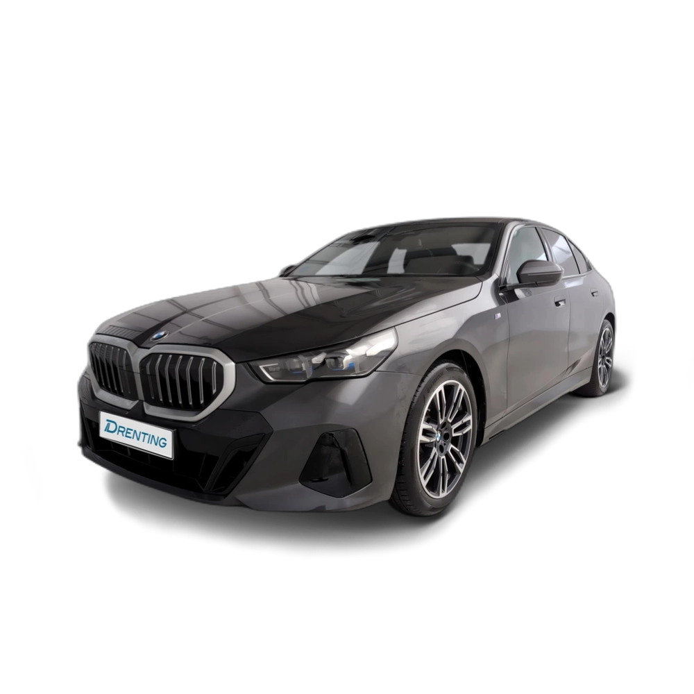 Renting BMW Serie 5 520d xDrive 145 kW (197 CV) 4