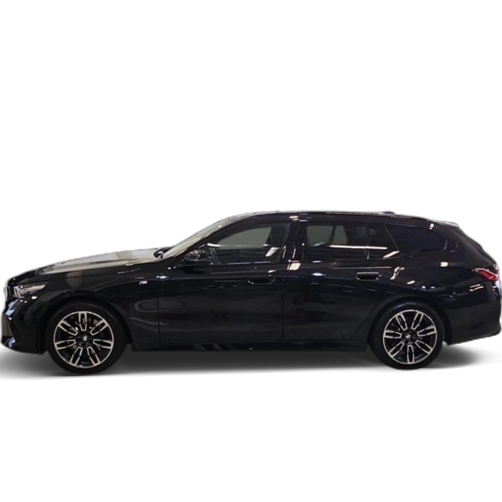Renting BMW Serie 5 520d xDrive Touring 145 kW (197 CV) 1