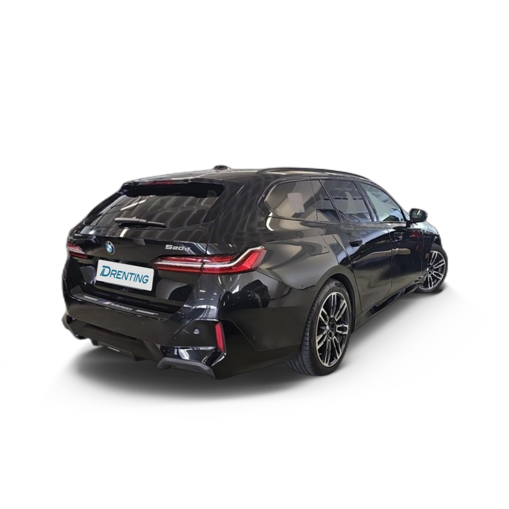 Renting BMW Serie 5 520d xDrive Touring 145 kW (197 CV) 1