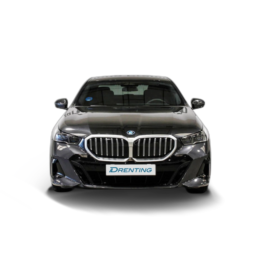 Renting BMW Serie 5 530e 220 kW (299 CV) 1 1