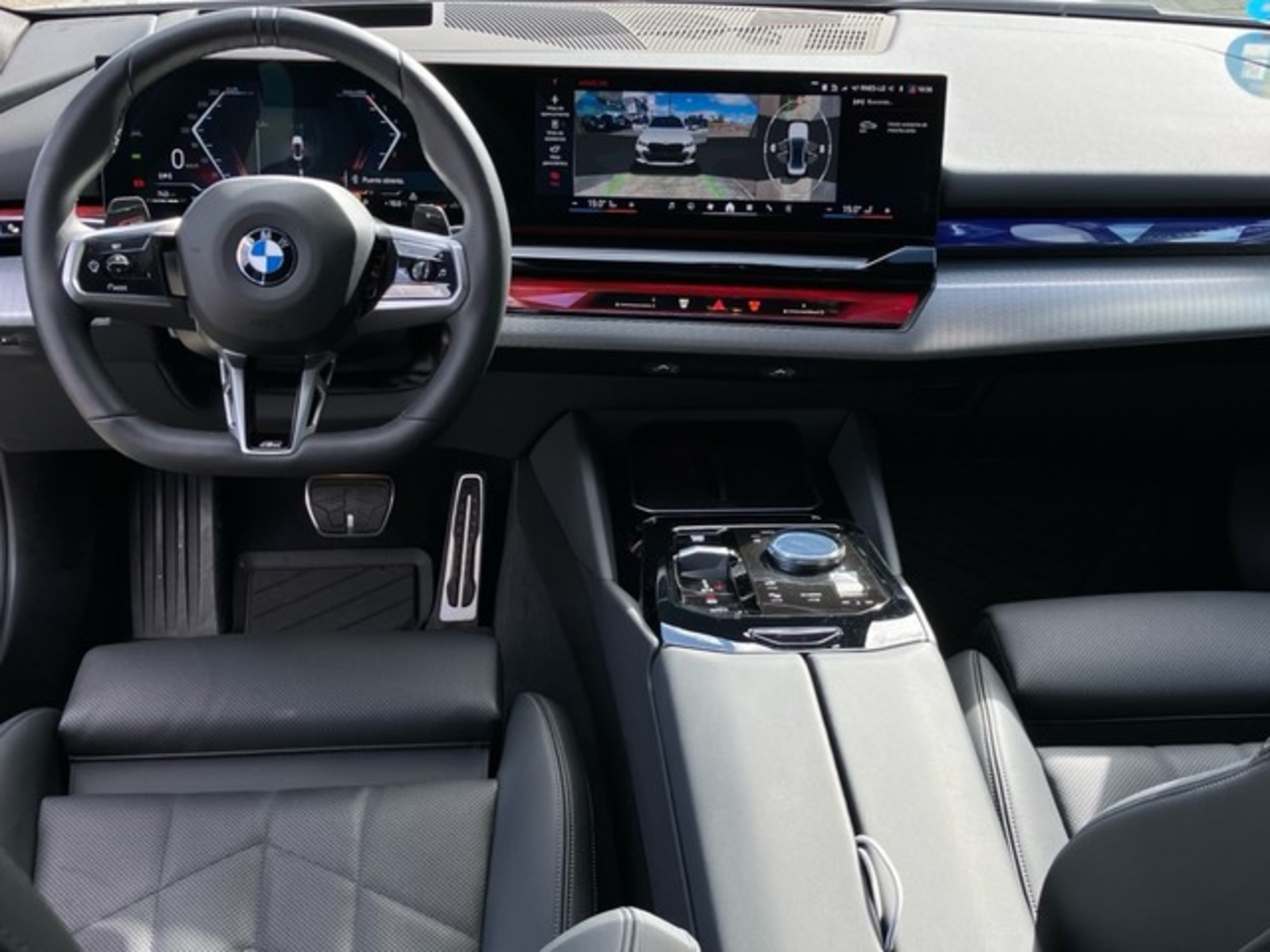 Renting BMW Serie 5 540d xDrive 223 kW (303 CV)