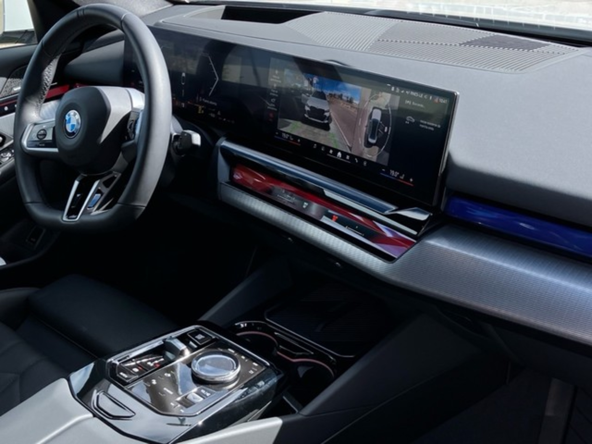 Renting BMW Serie 5 540d xDrive 223 kW (303 CV)