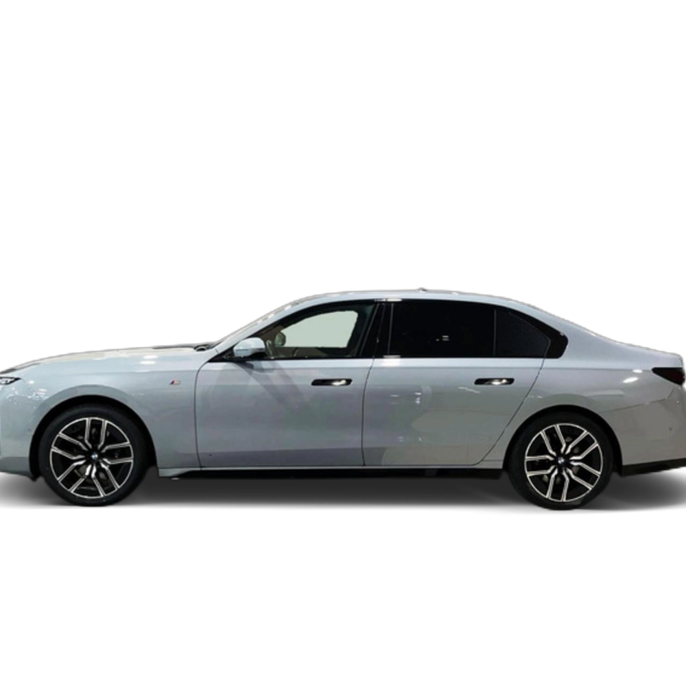 Renting BMW Serie 7 740d xDrive 220 kW (299 CV) 3 1