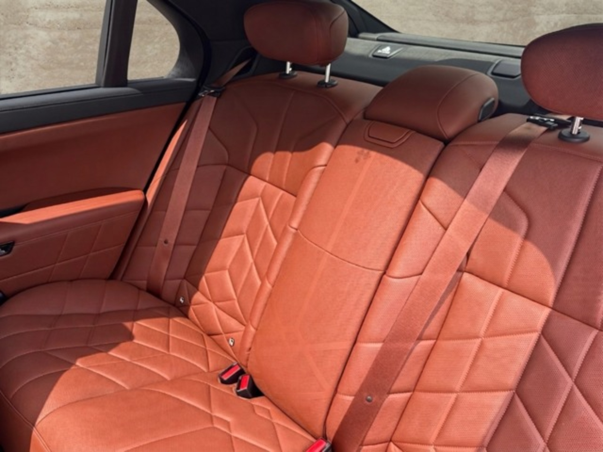 Renting BMW Serie 7 740d xDrive 220 kW (299 CV) 5