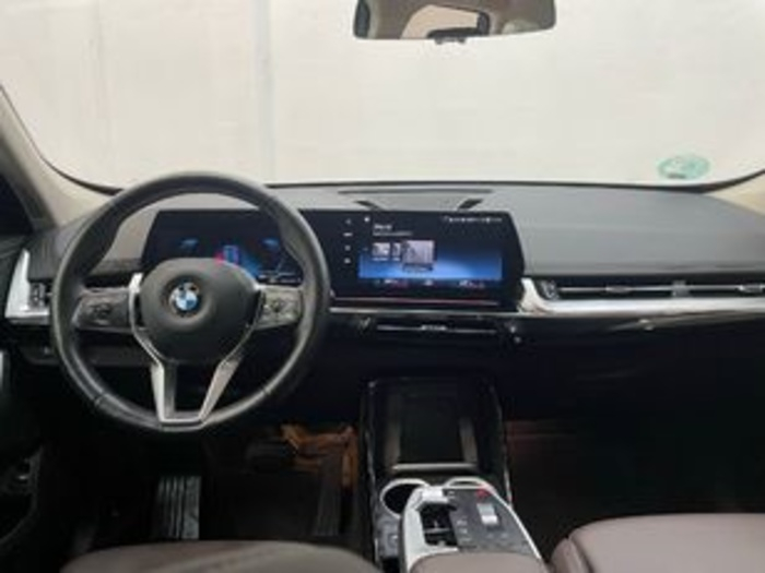 Renting BMW X1 sDrive18d 110 kW (150 CV) 1 6