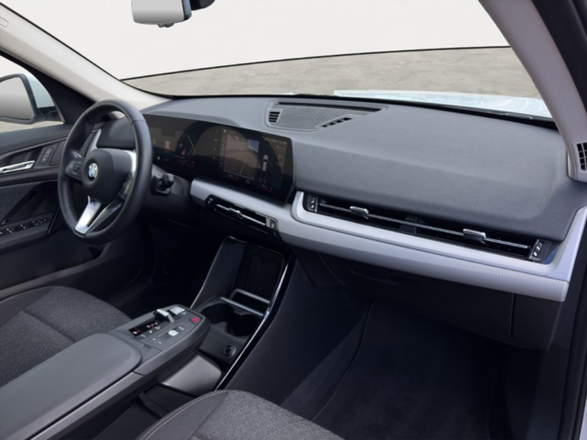 Renting BMW X1 sDrive18d 110 kW (150 CV) 1 20