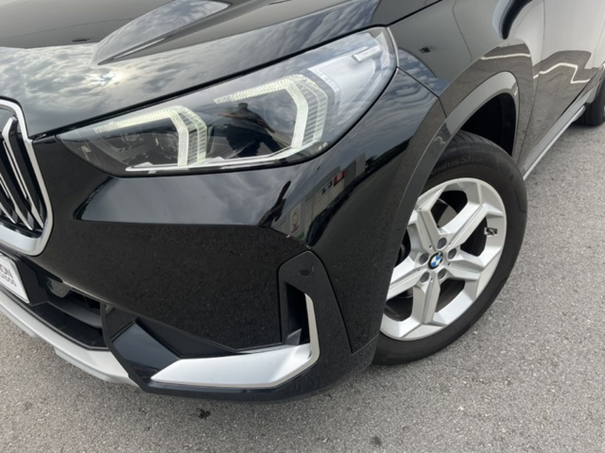 Renting BMW X1 sDrive18i 100 kW (136 CV) 2