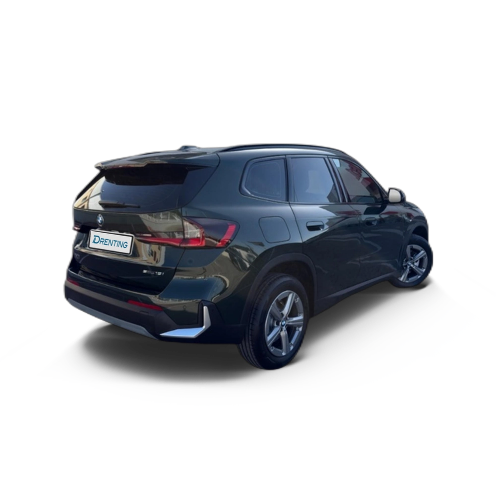 Renting BMW X1 sDrive18i 100 kW (136 CV) 2 1
