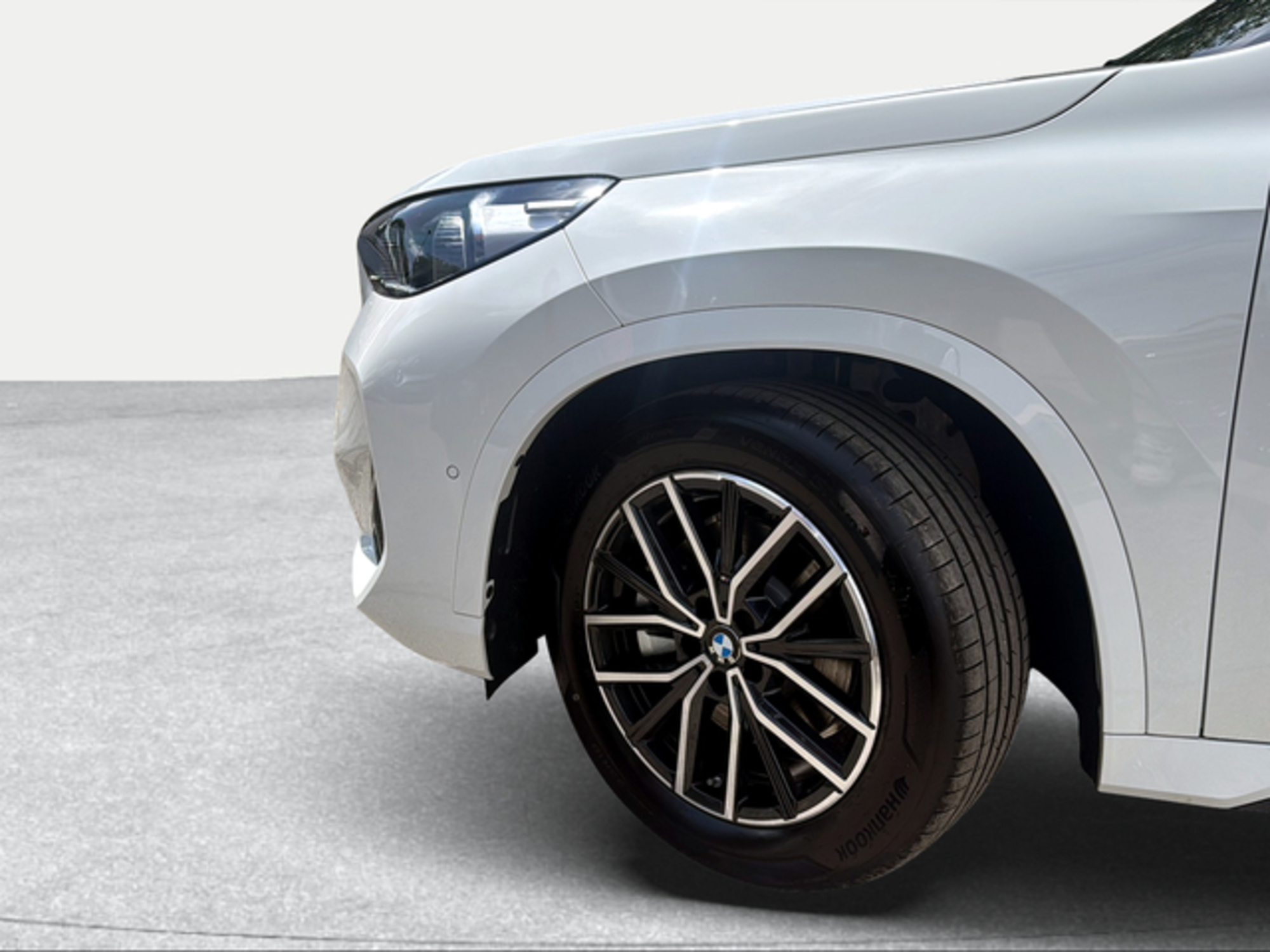 Renting BMW X1 sDrive20d 120 kW (163 CV) 29