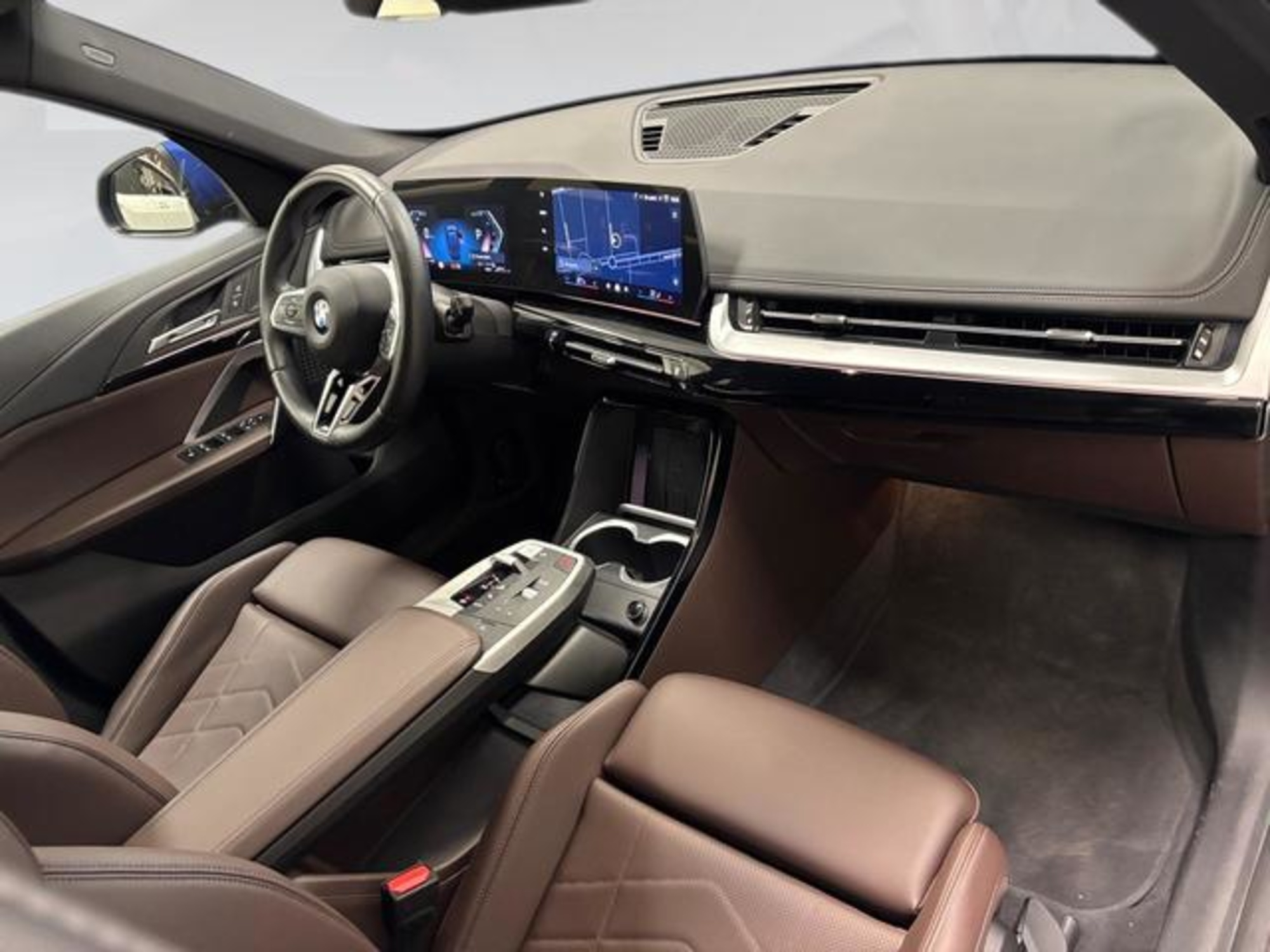Renting BMW X1 sDrive20d 120 kW (163 CV) 37