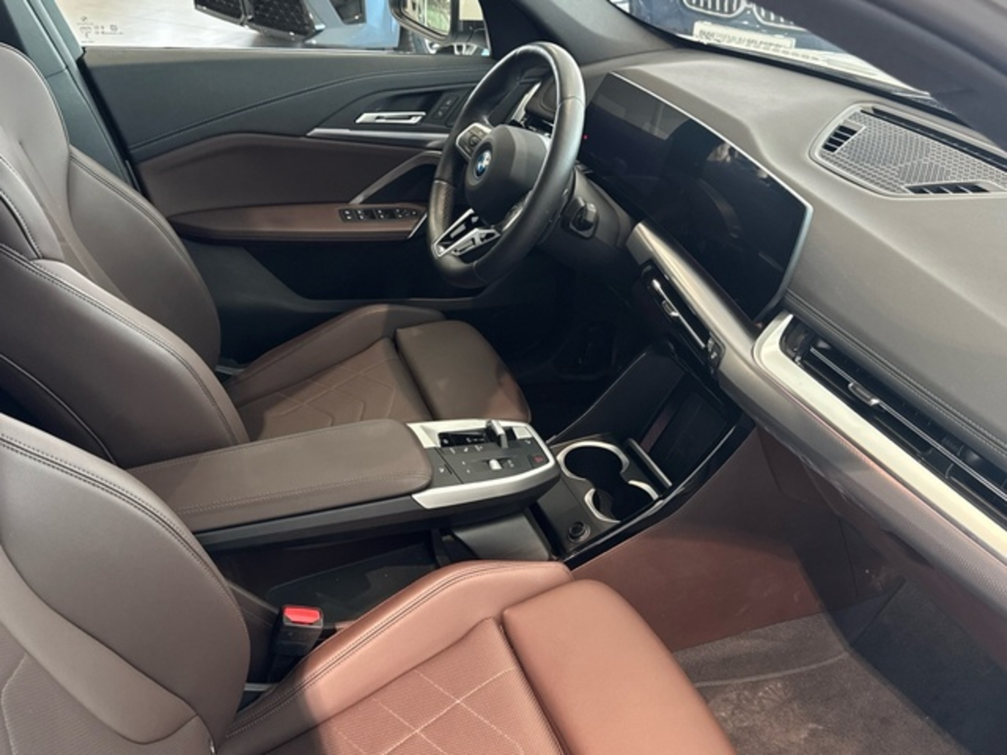 Renting BMW X1 xDrive25e 180 kW (245 CV) 2 19
