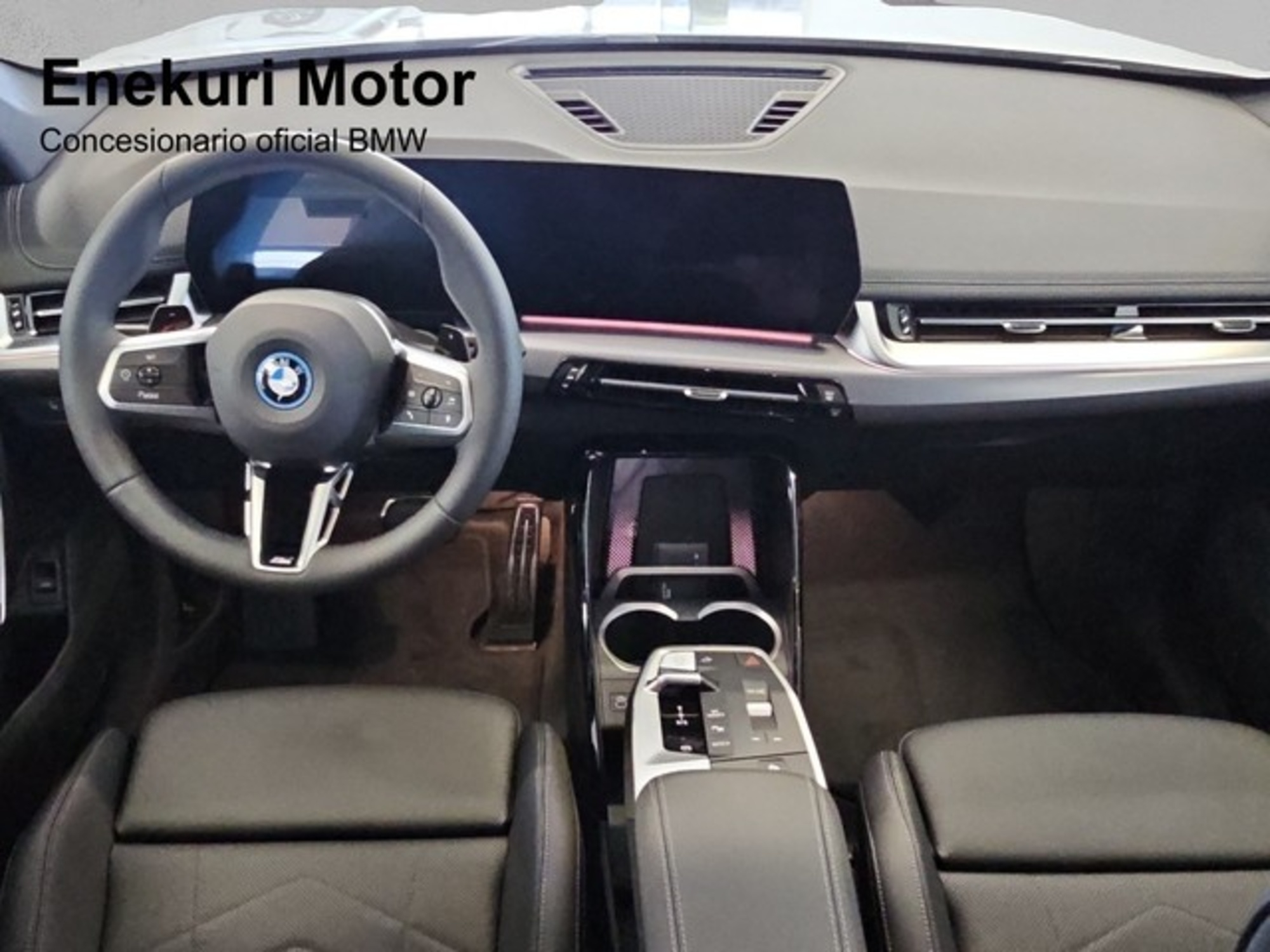 Renting BMW X1 xDrive25e 180 kW (245 CV) 2 37