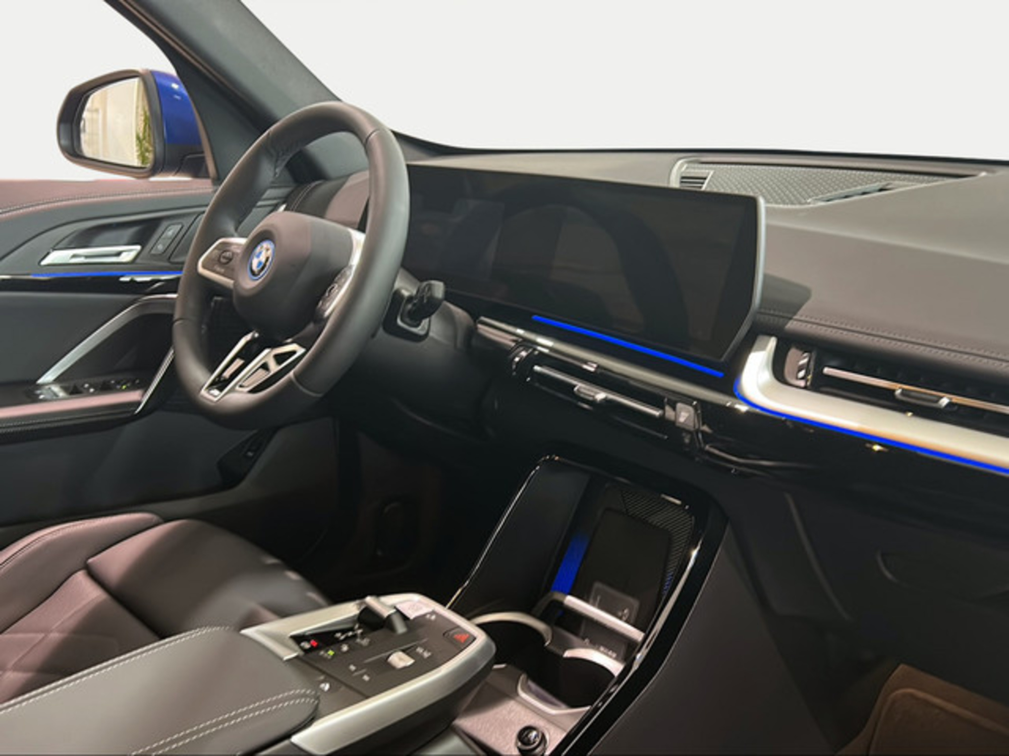 Renting BMW X1 xDrive25e 180 kW (245 CV) 2 39
