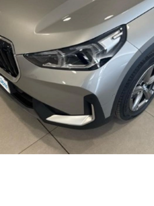 Renting BMW X1 xDrive25e 180 kW (245 CV) 6 2
