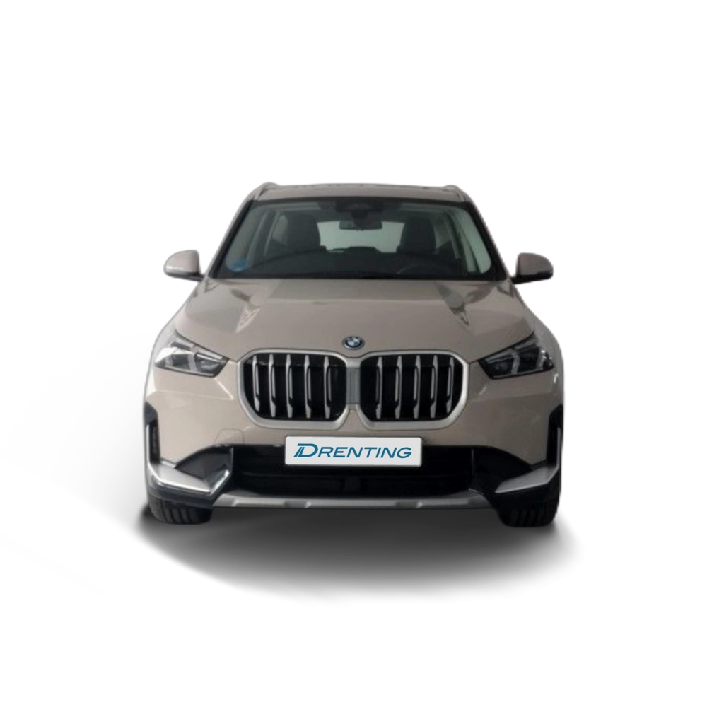 Renting BMW X1 xDrive25e 180 kW (245 CV) 6 10