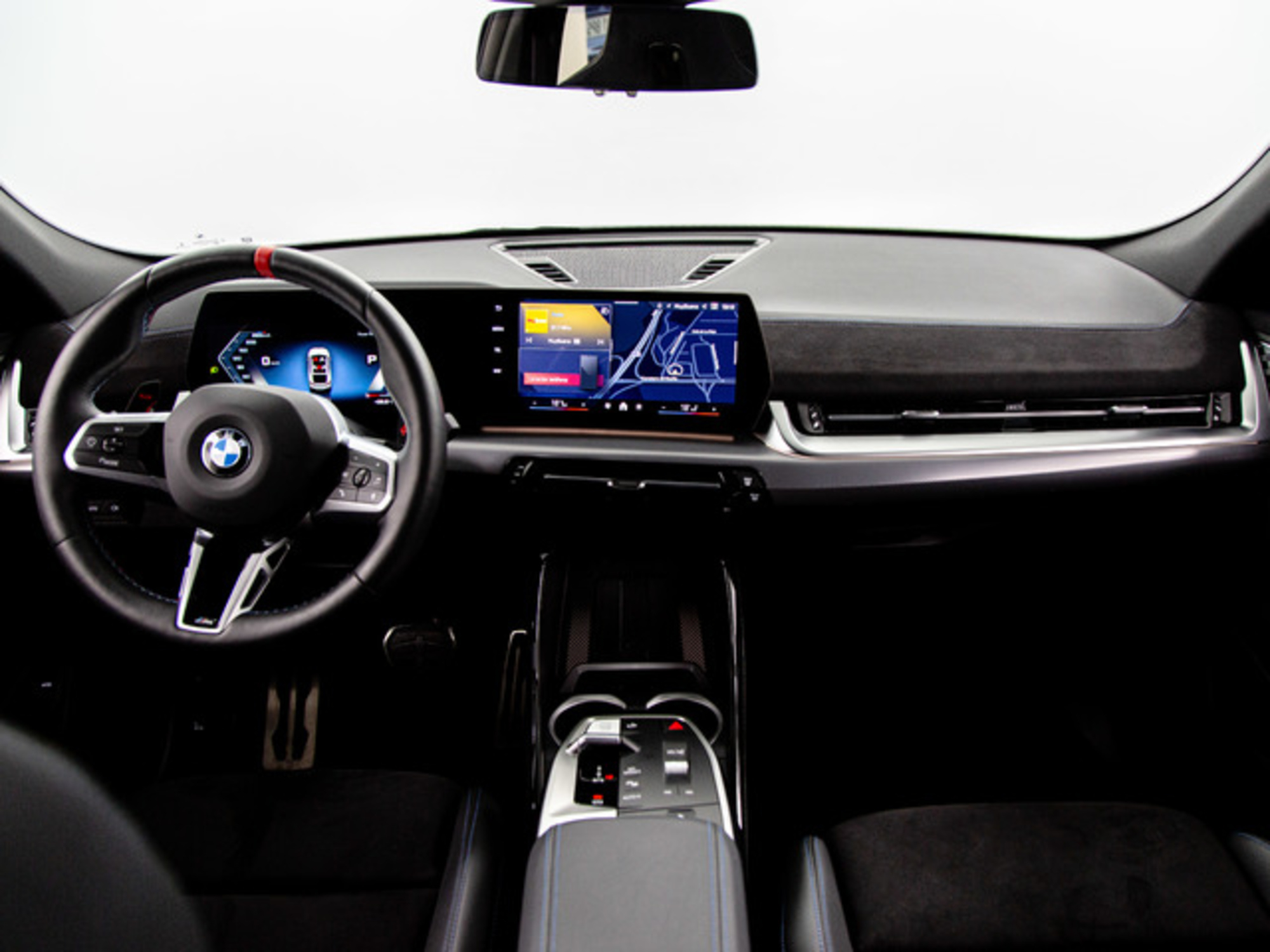 Renting BMW X2 M35i xDrive 221 kW (300 CV) 1