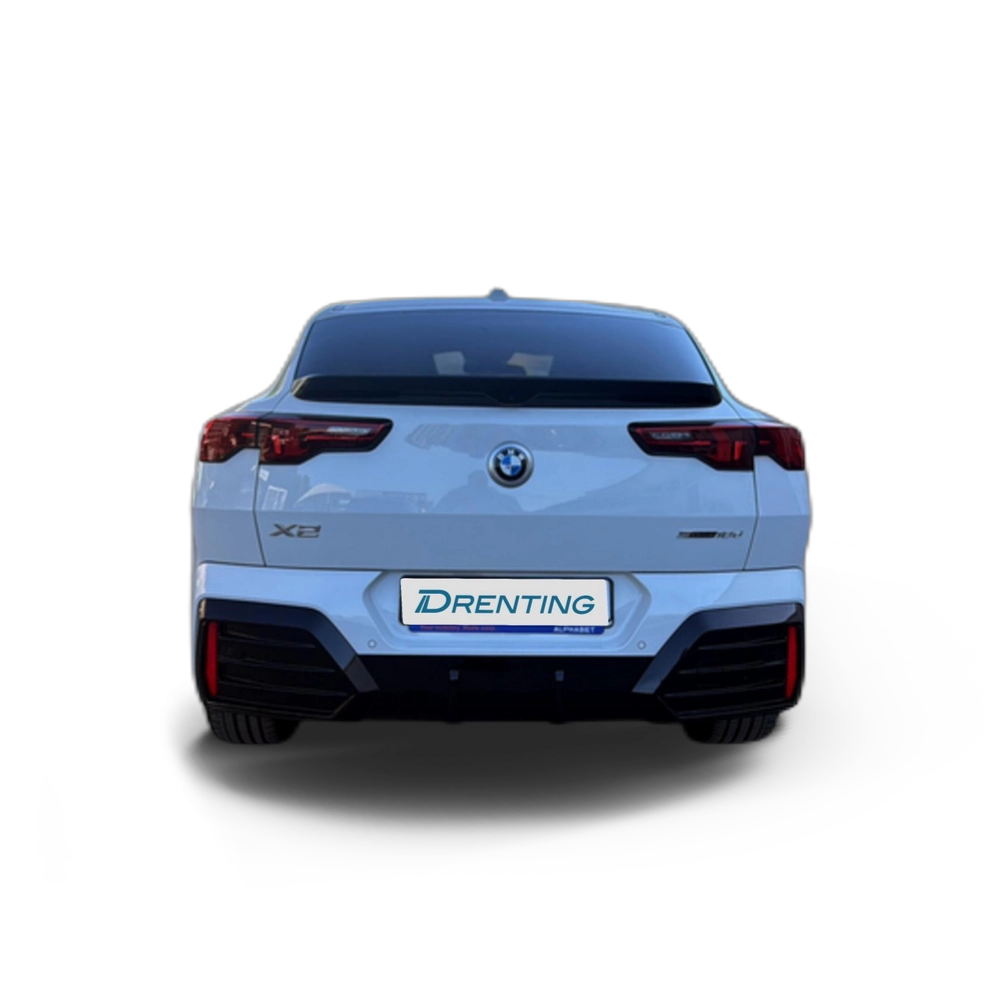 Renting BMW X2 sDrive18d 110 kW (150 CV) 11