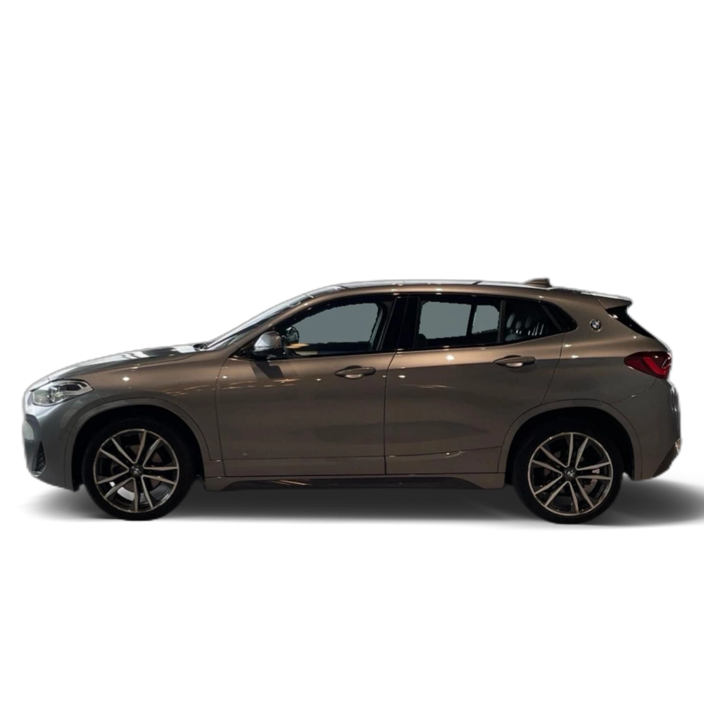 Renting BMW X2 sDrive18d Business 110 kW (150 CV) 8
