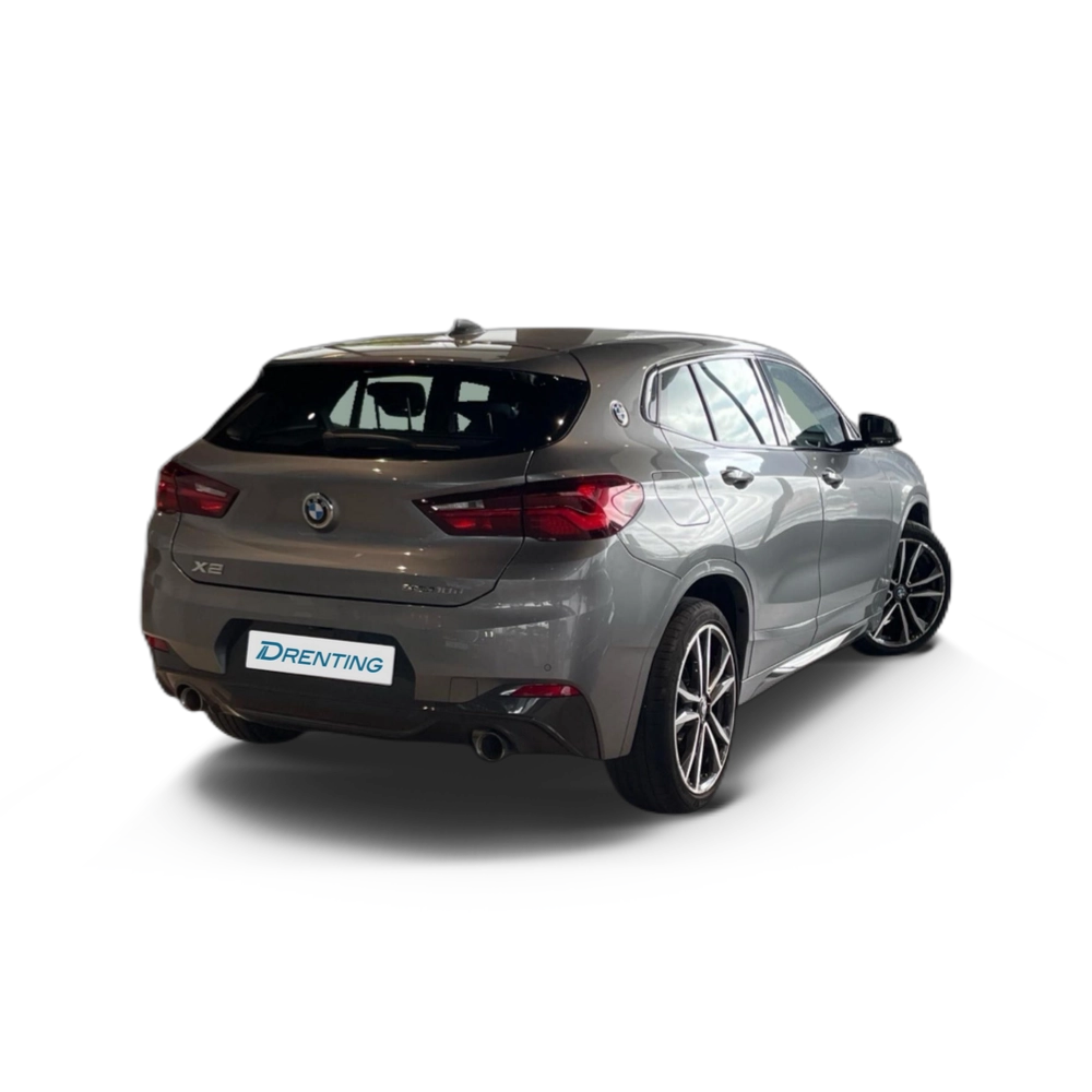 Renting BMW X2 sDrive18d Business 110 kW (150 CV) 8