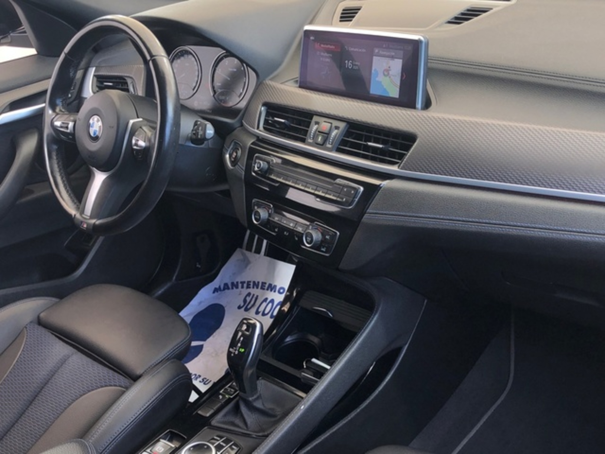 Renting BMW X2 sDrive18d Business 110 kW (150 CV) 11