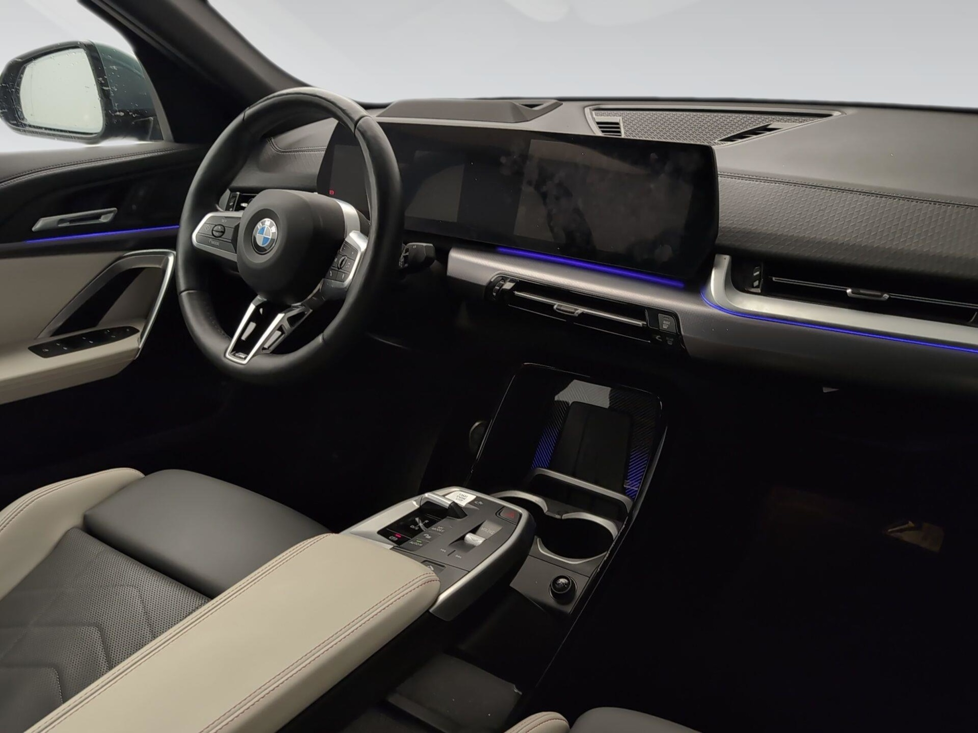 Renting BMW X2 sDrive20d 120 kW (163 CV) 2 18