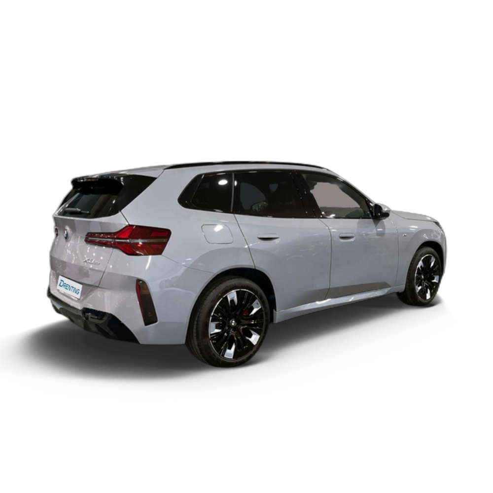 Renting BMW X3 20 xDrive 153 kW (208 CV) 1