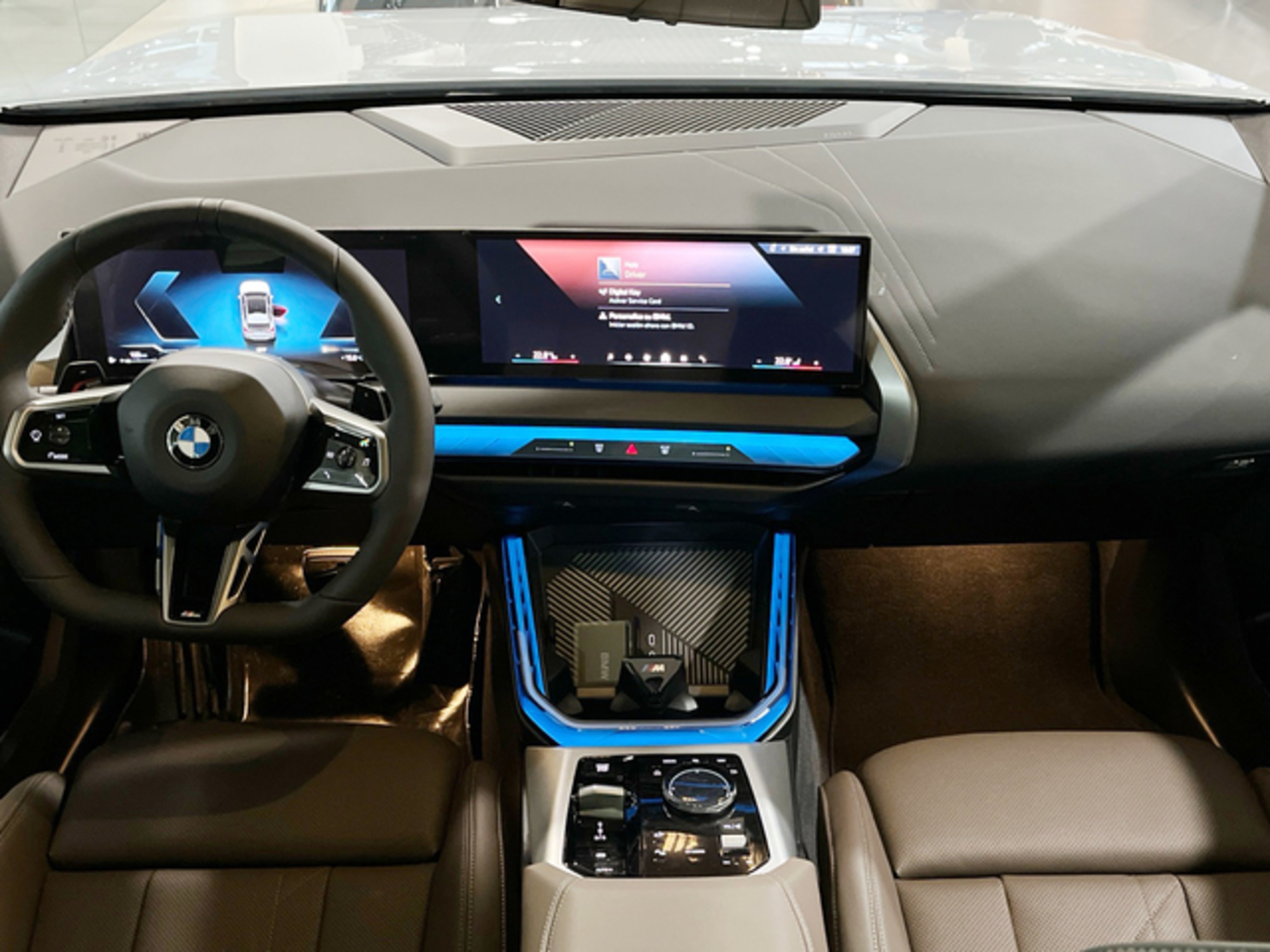 Renting BMW X3 20 xDrive 153 kW (208 CV) 1