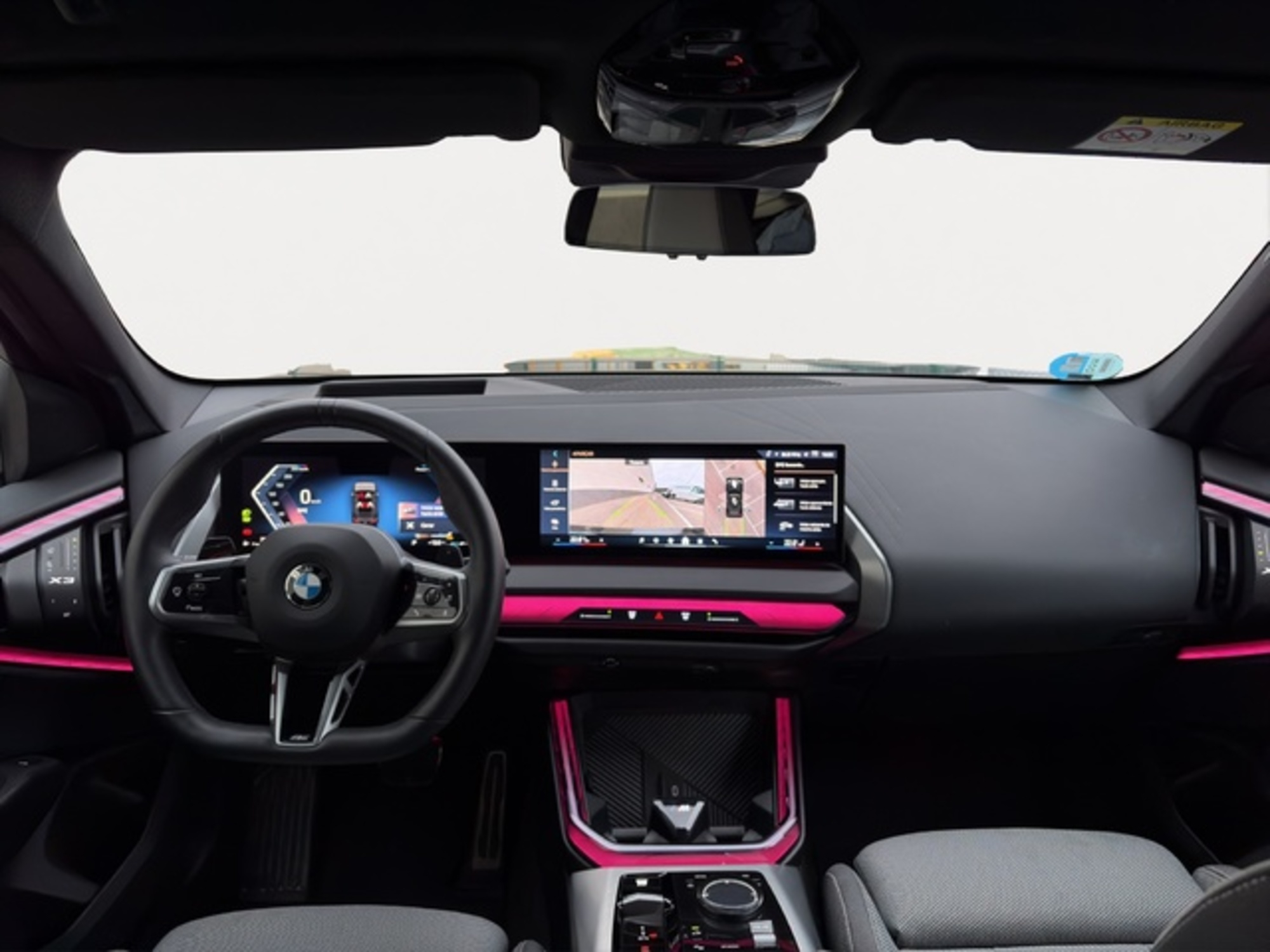 Renting BMW X3 xDrive20d 145 kW (197 CV) 9 17