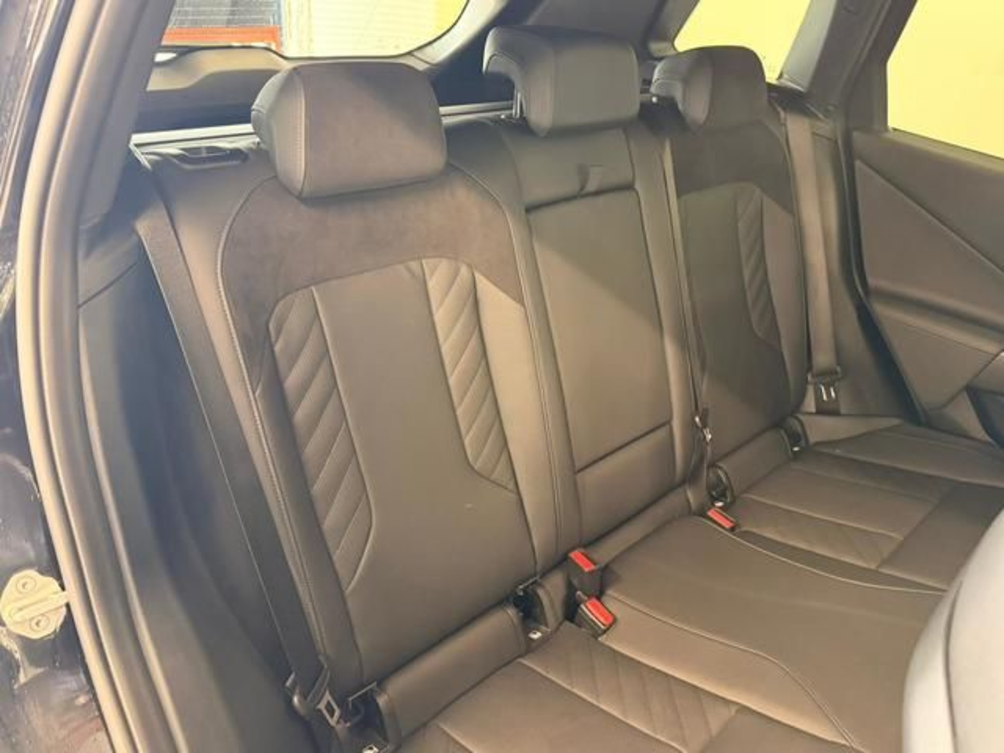 Renting BMW X3 xDrive20d 145 kW (197 CV) 9 20