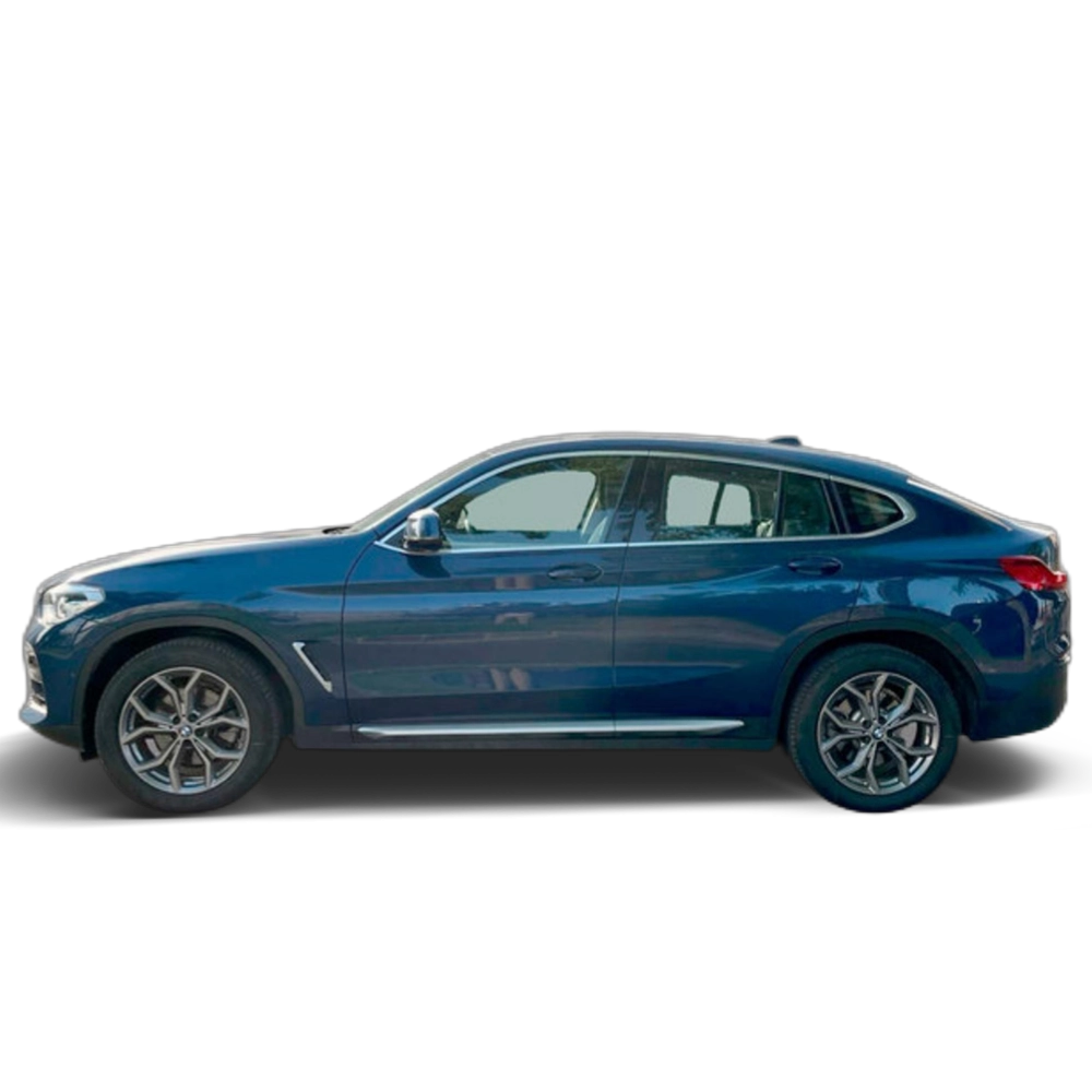 Renting BMW X4 xDrive20d 140 kW (190 CV) 3