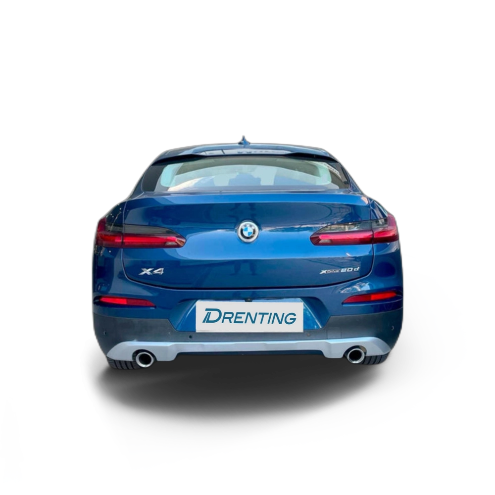 Renting BMW X4 xDrive20d 140 kW (190 CV) 3
