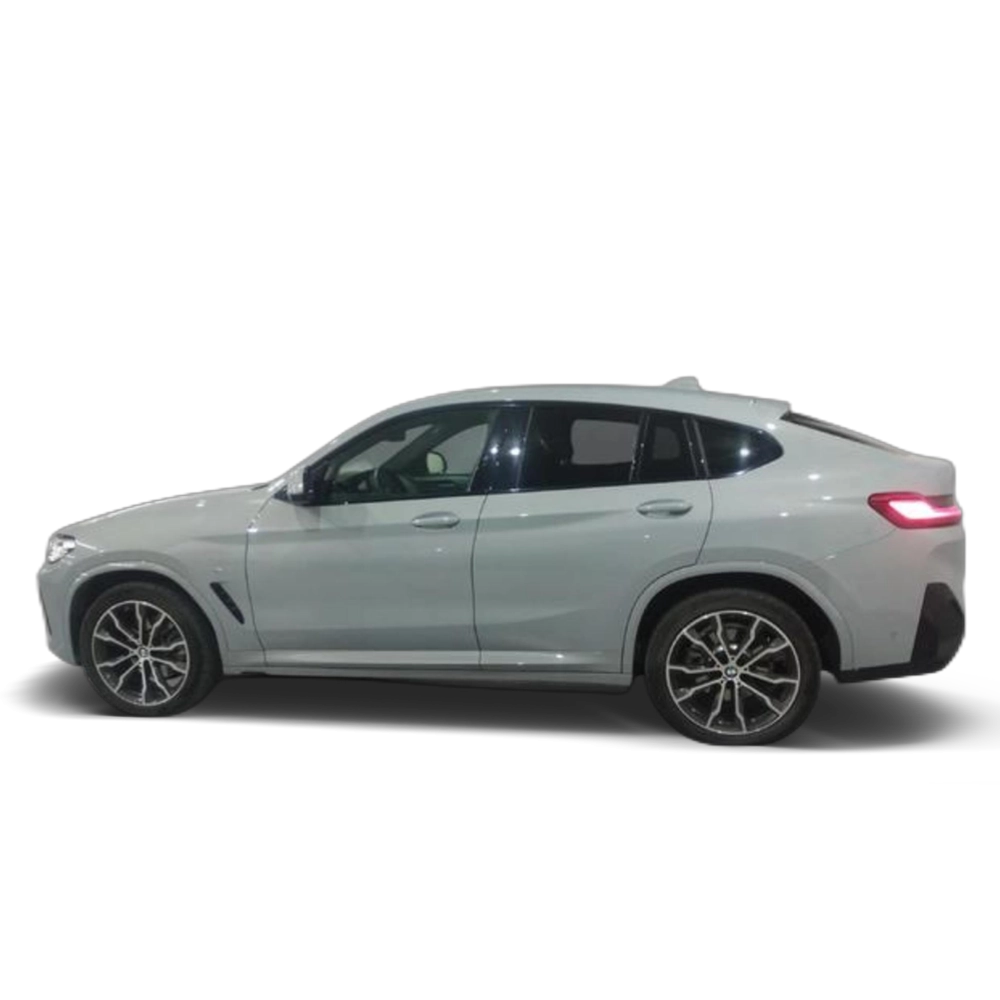 Renting BMW X4 xDrive20d xLine 140 kW (190 CV) 19