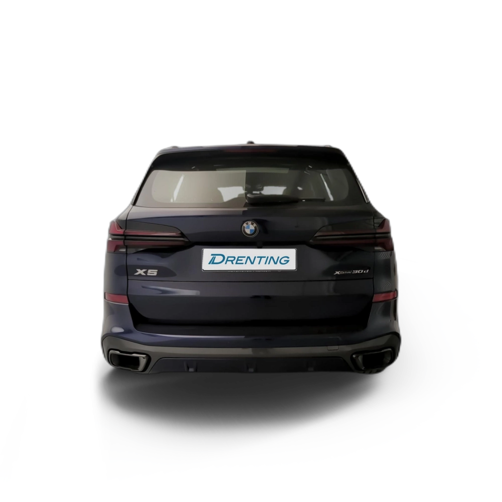 Renting BMW X5 xDrive30d xLine 219 kW (298 CV) 2 3