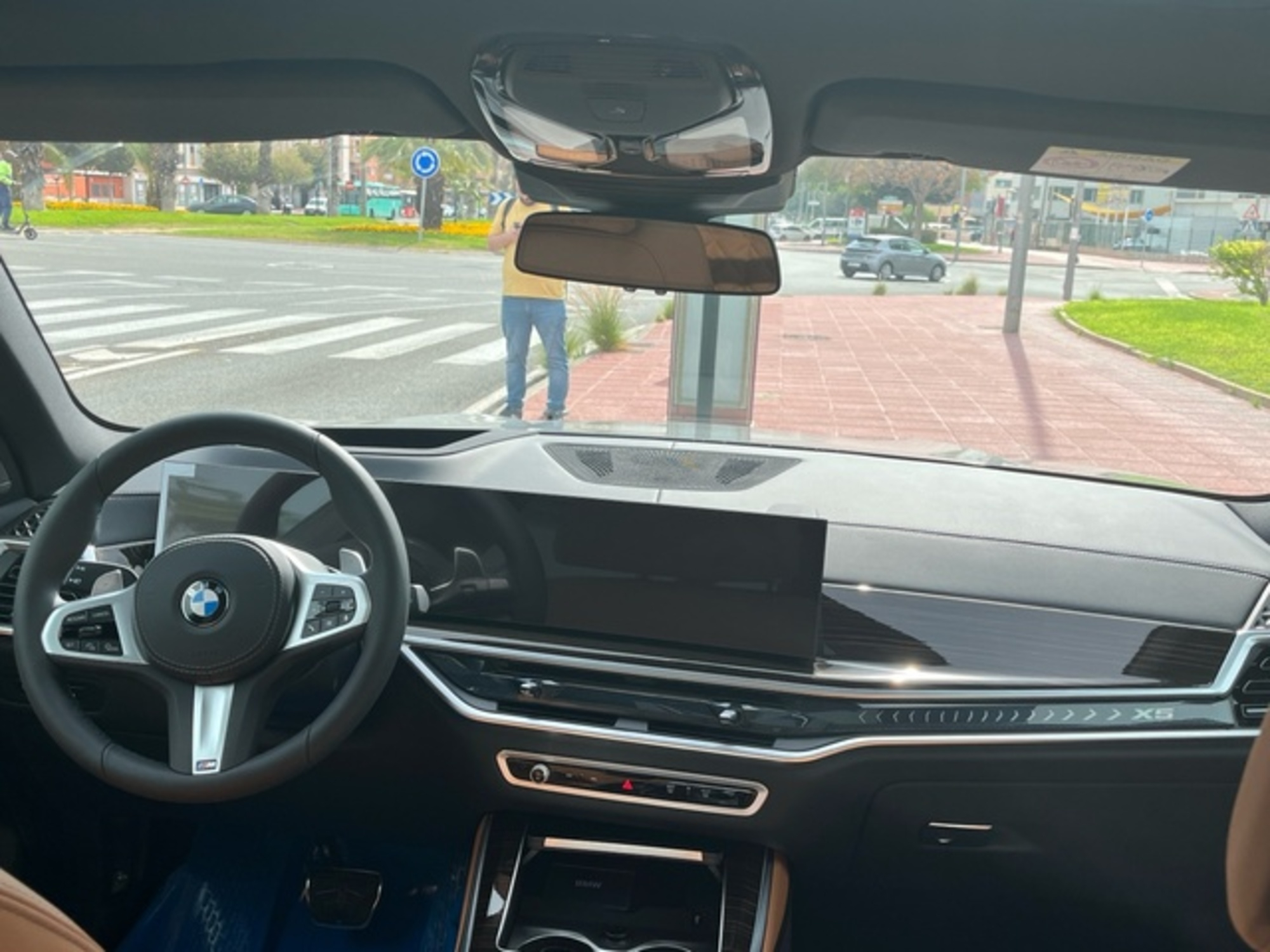 Renting BMW X5 xDrive30d xLine 219 kW (298 CV) 2 6