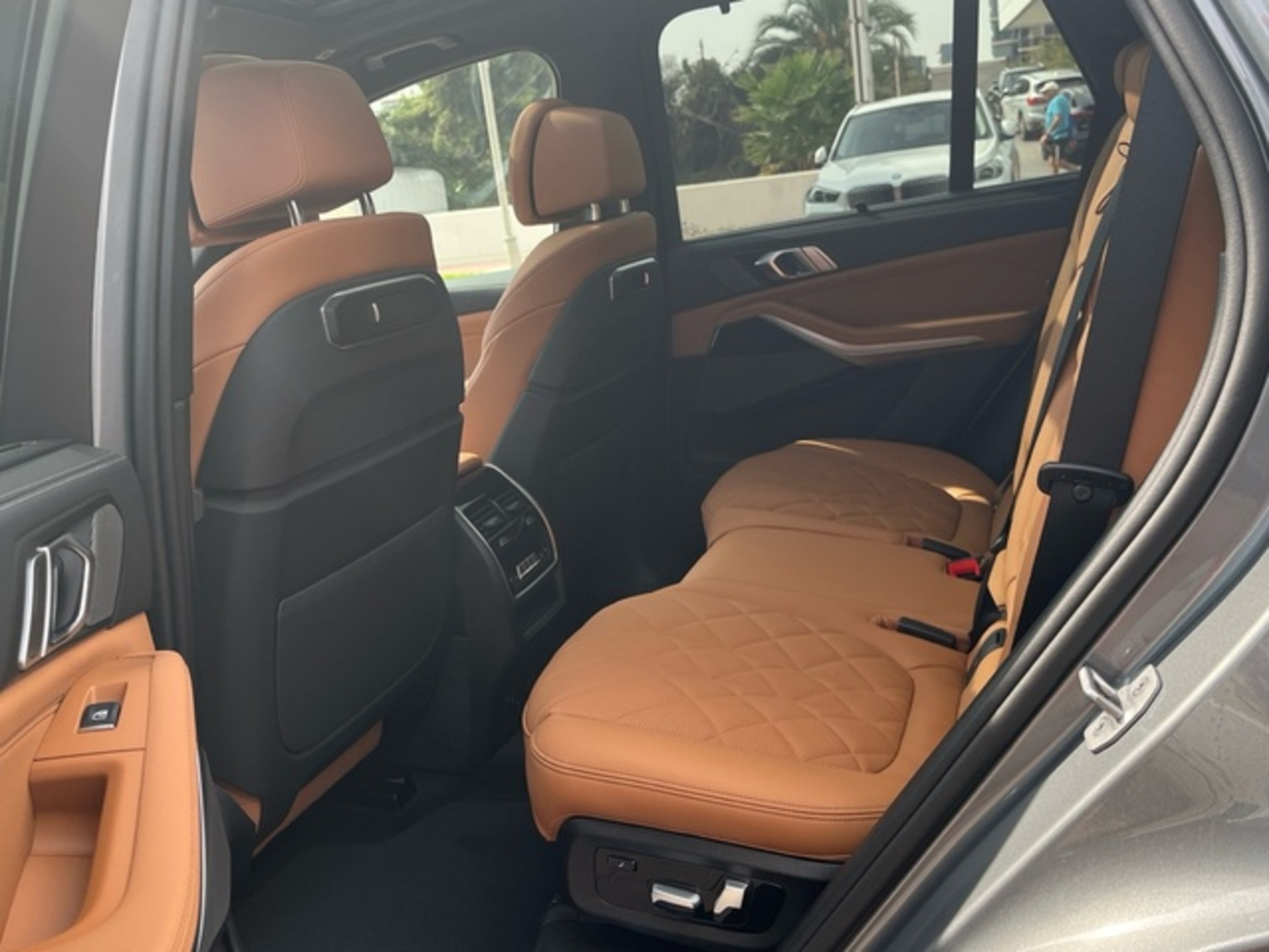 Renting BMW X5 xDrive30d xLine 219 kW (298 CV) 2 6
