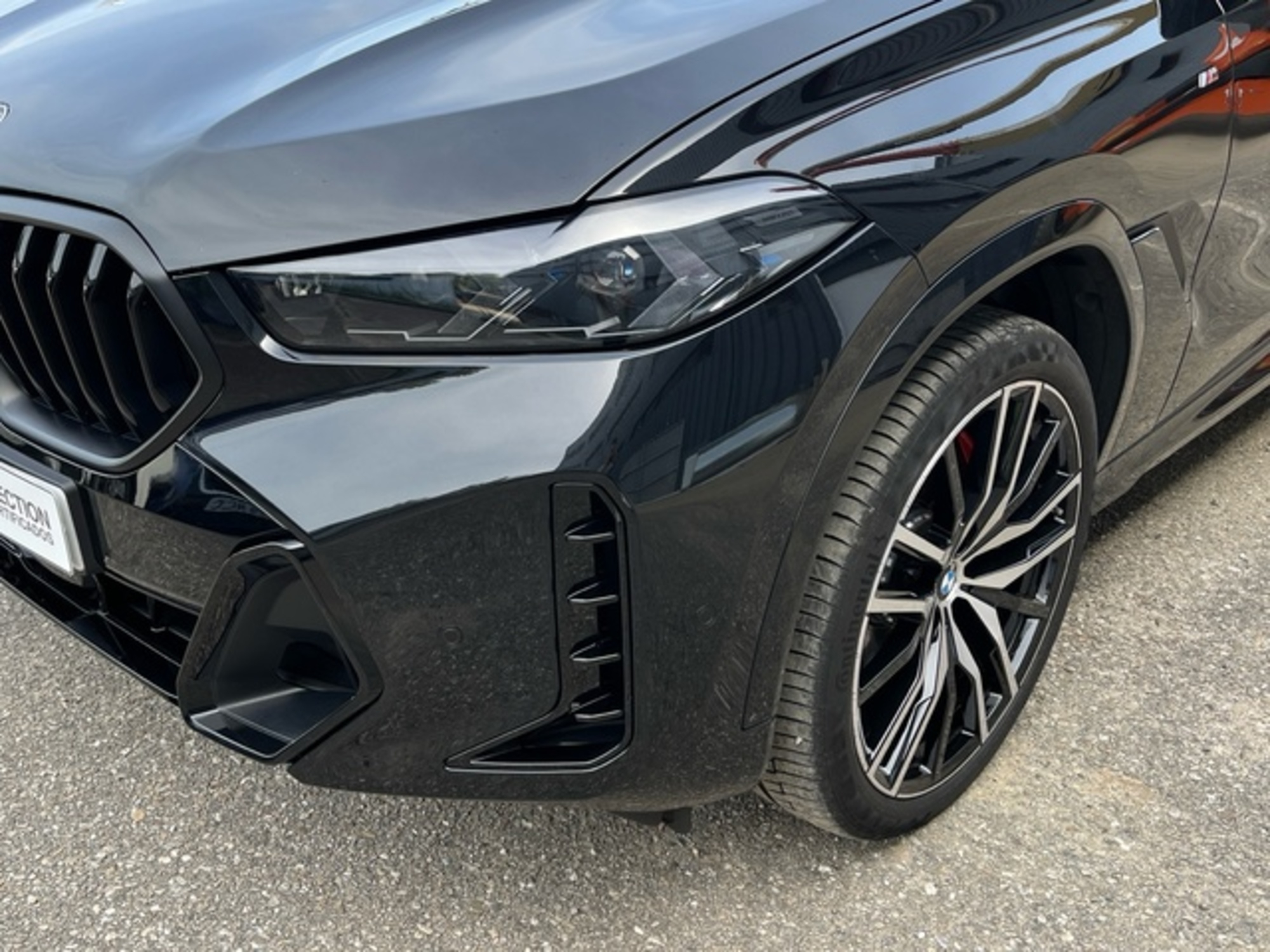 Renting BMW X6 xDrive30d M Sport 210 kW (286 CV) 1 2