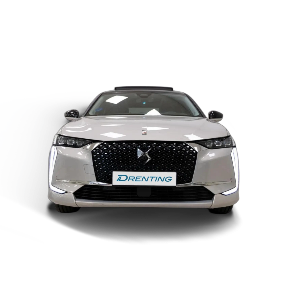 Renting DS Automobiles DS 4 E-TENSE 225 TROCADERO
