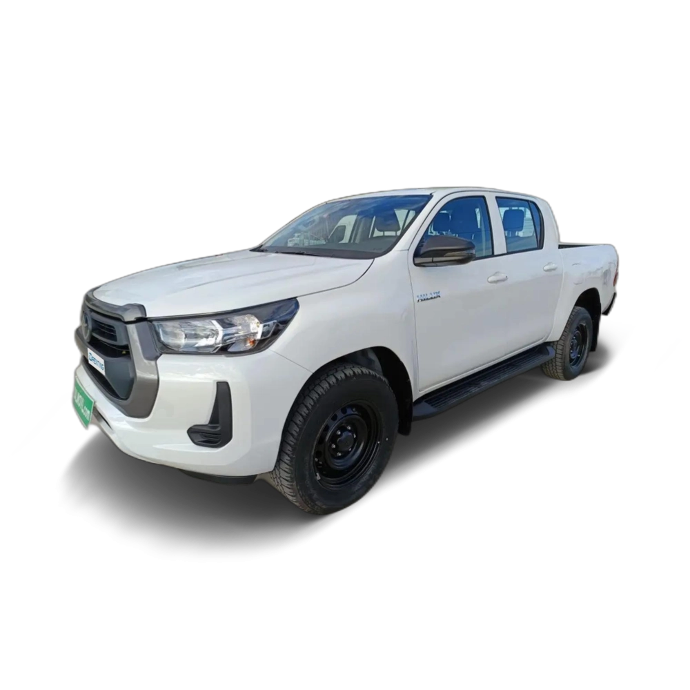 Renting Toyota Hilux Cabina Doble GX Blanco 4