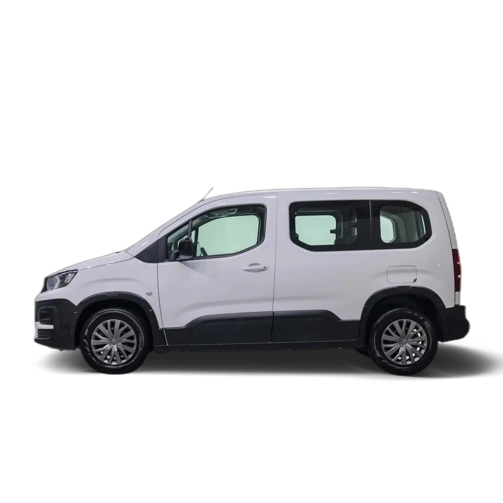 Renting Peugeot Rifter N1 1.5BlueHDI S&amp;S Active Pack Business Stan Blanco 8