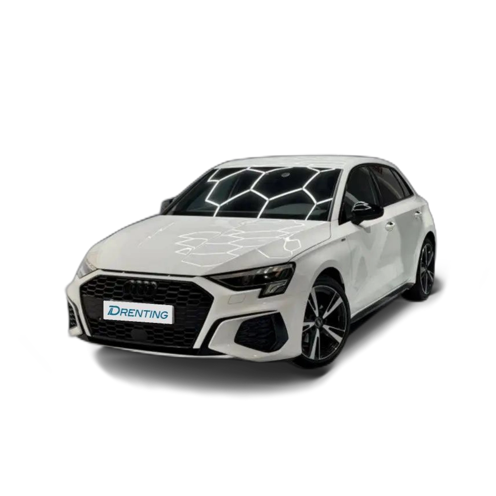 Renting Audi A3 Sportback 35 TFSI Black line S tronic Blanco